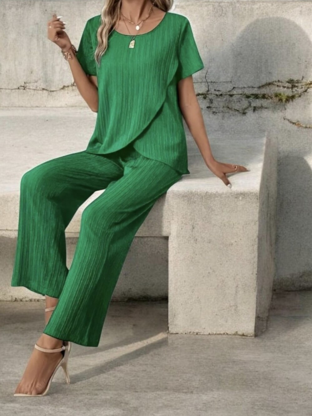 #K123 Women’s Green Wide-Leg Pants Two-Piece Set
